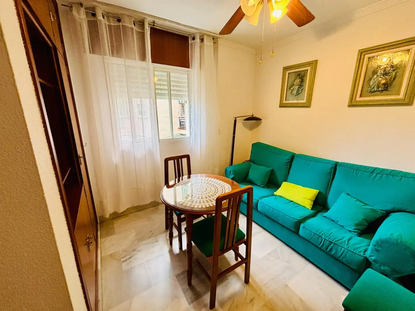 Sala de estar de Piso en venta en Málaga con Aire acondicionado, Calefacción y Jardín privado