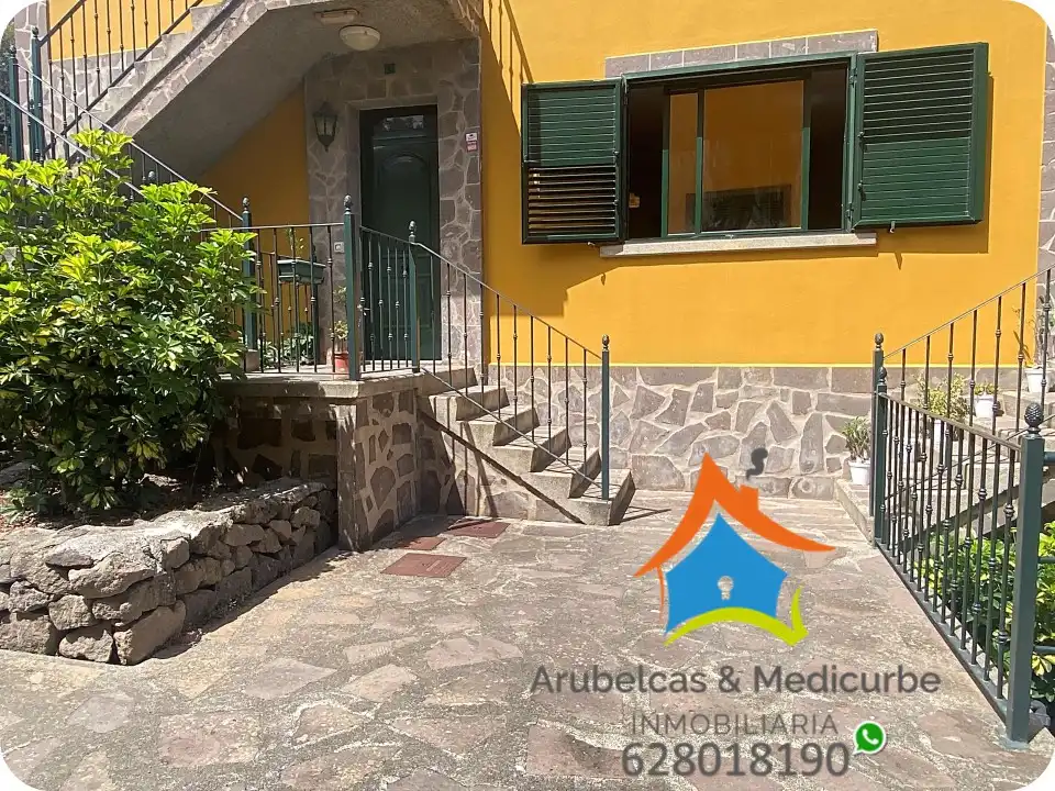 Flat for sale in Paseo Hoya de Ariñez 18, imagen 2