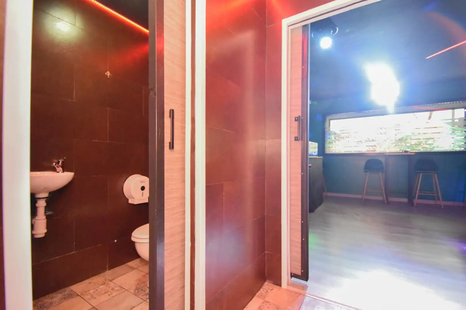 Business premises for transfer in Calle socrates 22, imagen 15