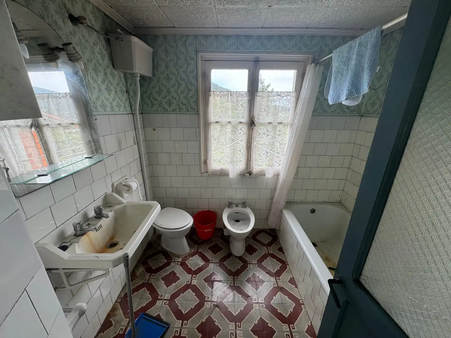 Baño de Finca rústica en venta en Cudillero con Amueblado