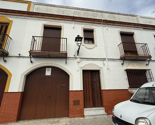 Exterior view of House or chalet for sale in Marchena  with Private garden