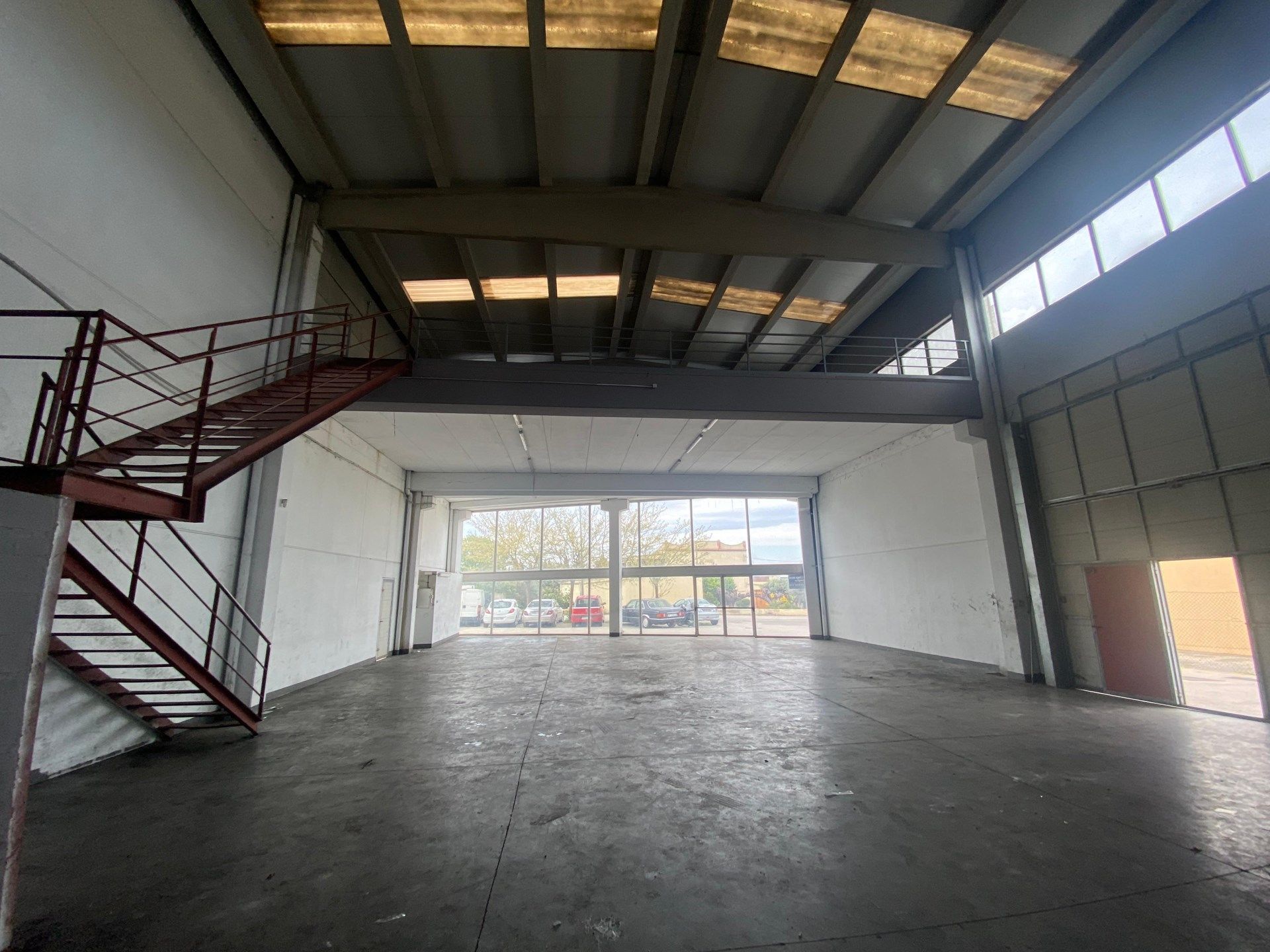 Industrial buildings to rent in Vilafant