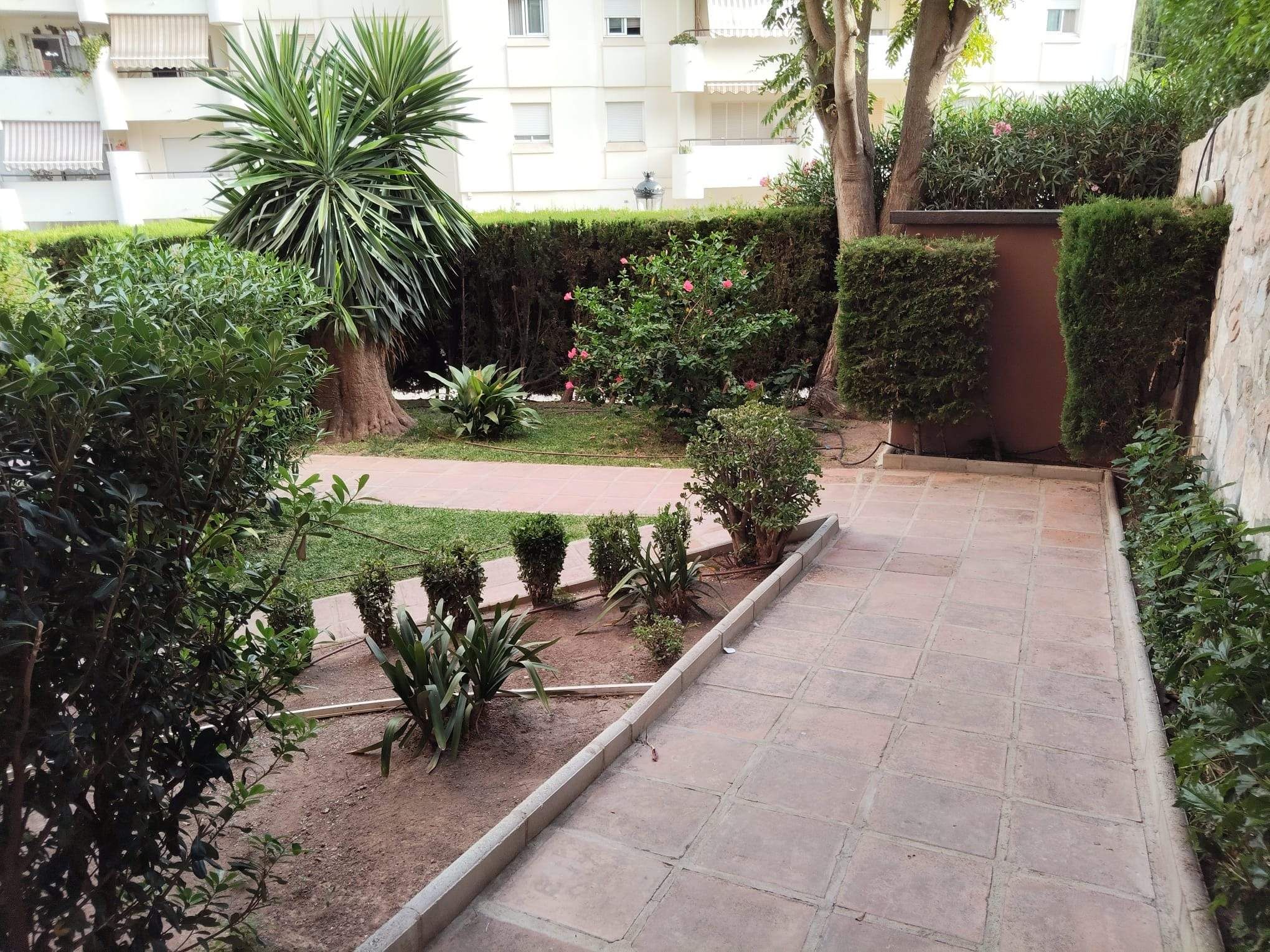 Jardí de Apartament de lloguer en Málaga Capital amb Calefacció, Terrassa i Piscina comunitària