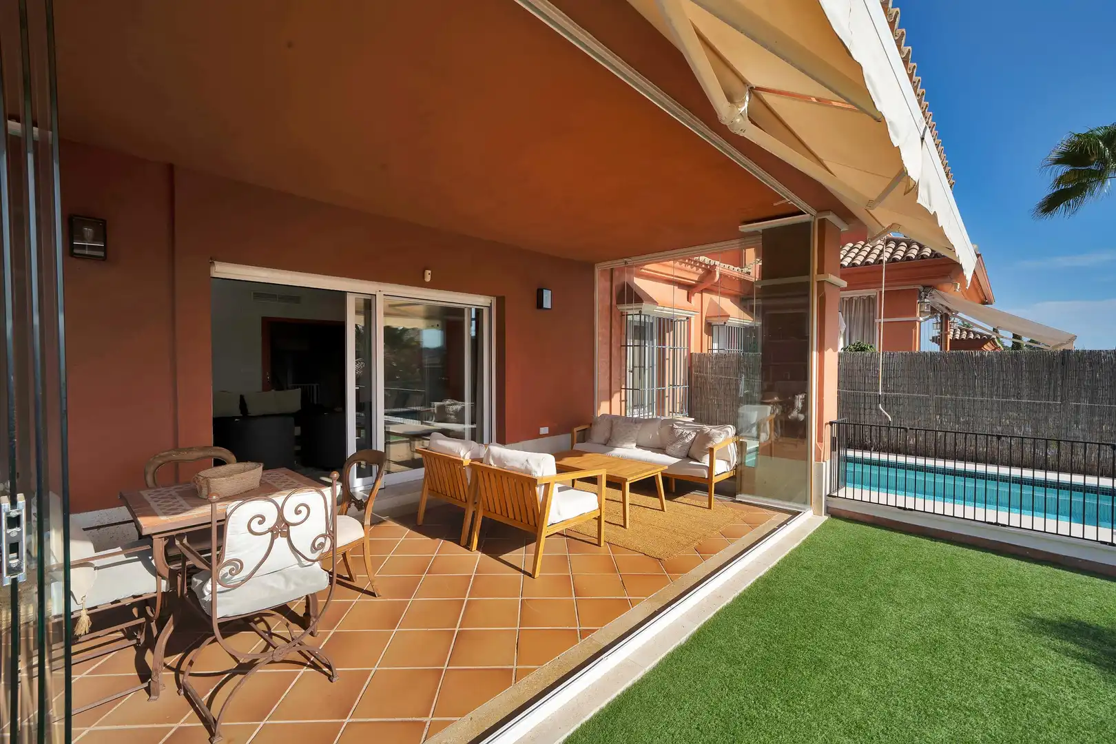 Terrassa de Casa adosada de lloguer en Marbella amb Calefacció, Jardí privat i Terrassa