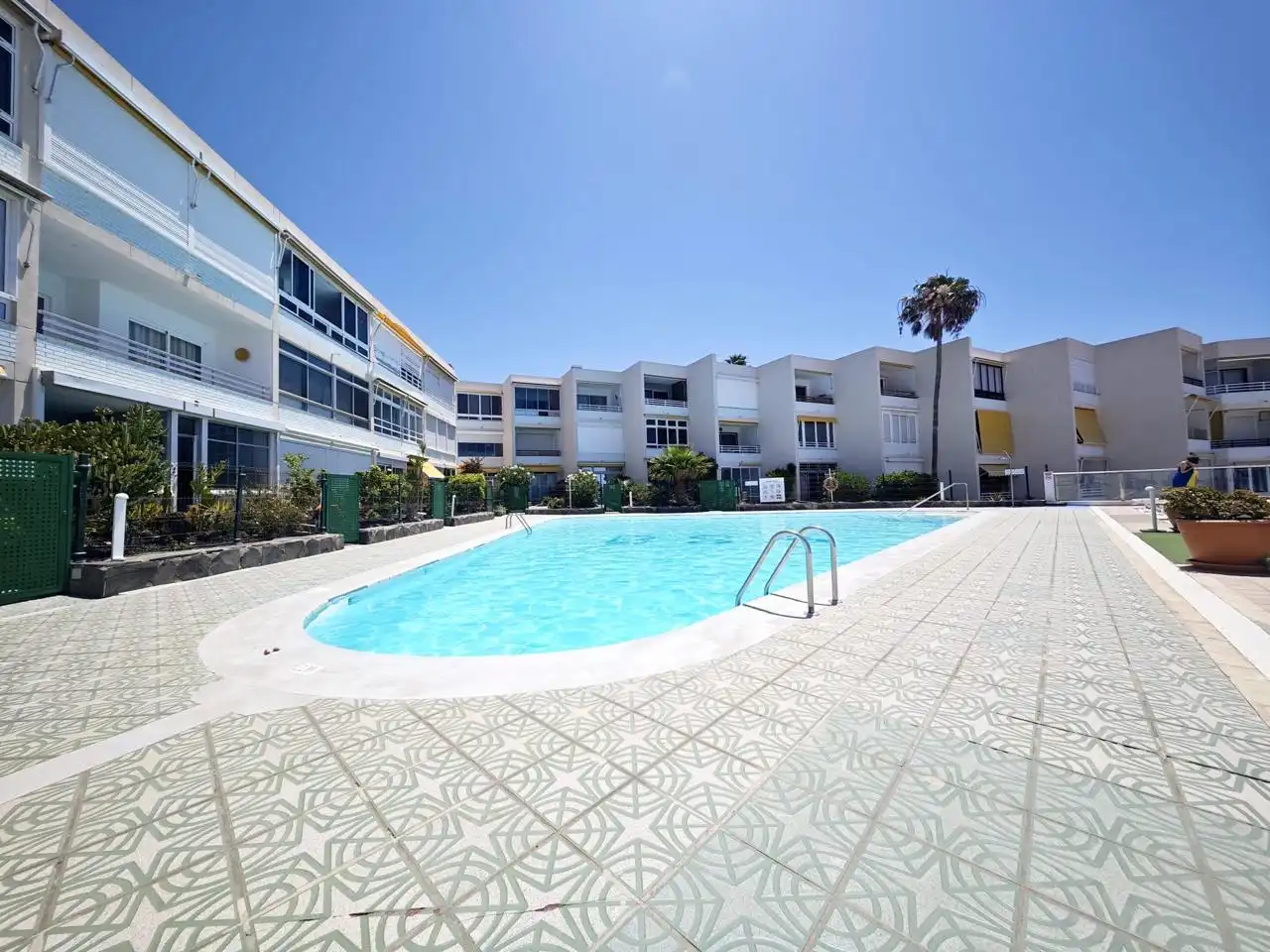 Swimming pool of Flat for rent in San Bartolomé de Tirajana  with Furnished, Internet and Community pool