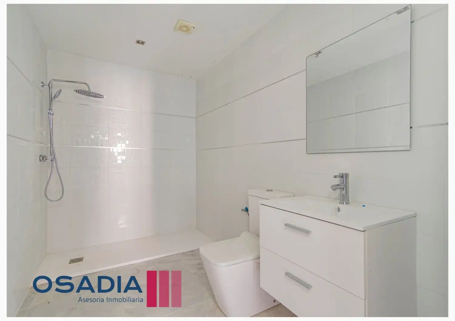 Badezimmer von Wohnung zur Miete in Cájar