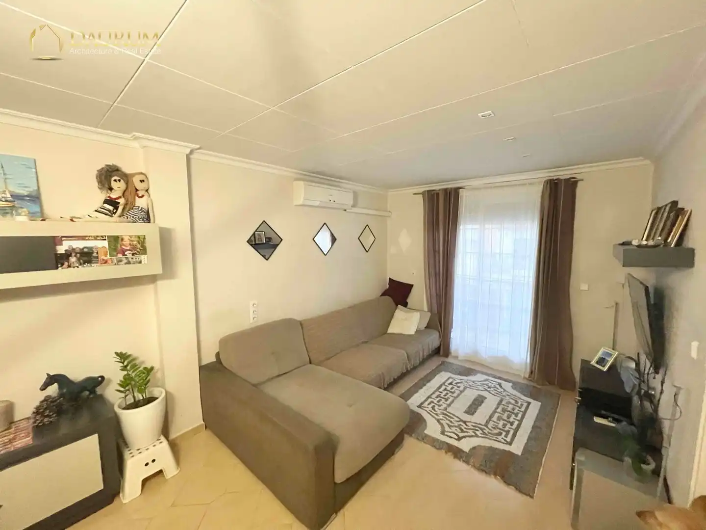 Sala de estar de Piso en venta en Albalat dels Sorells con Aire acondicionado, Terraza y Amueblado