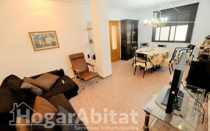 Sala d'estar de Casa o xalet en venda en Puçol amb Aire condicionat, Calefacció i Terrassa
