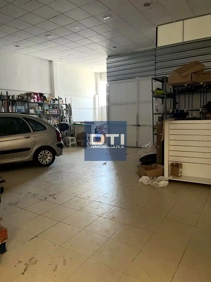 Industrial building for sale in Calle Carmen, imagen 4