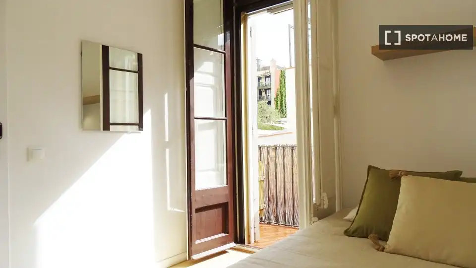 Room in El Poblenou