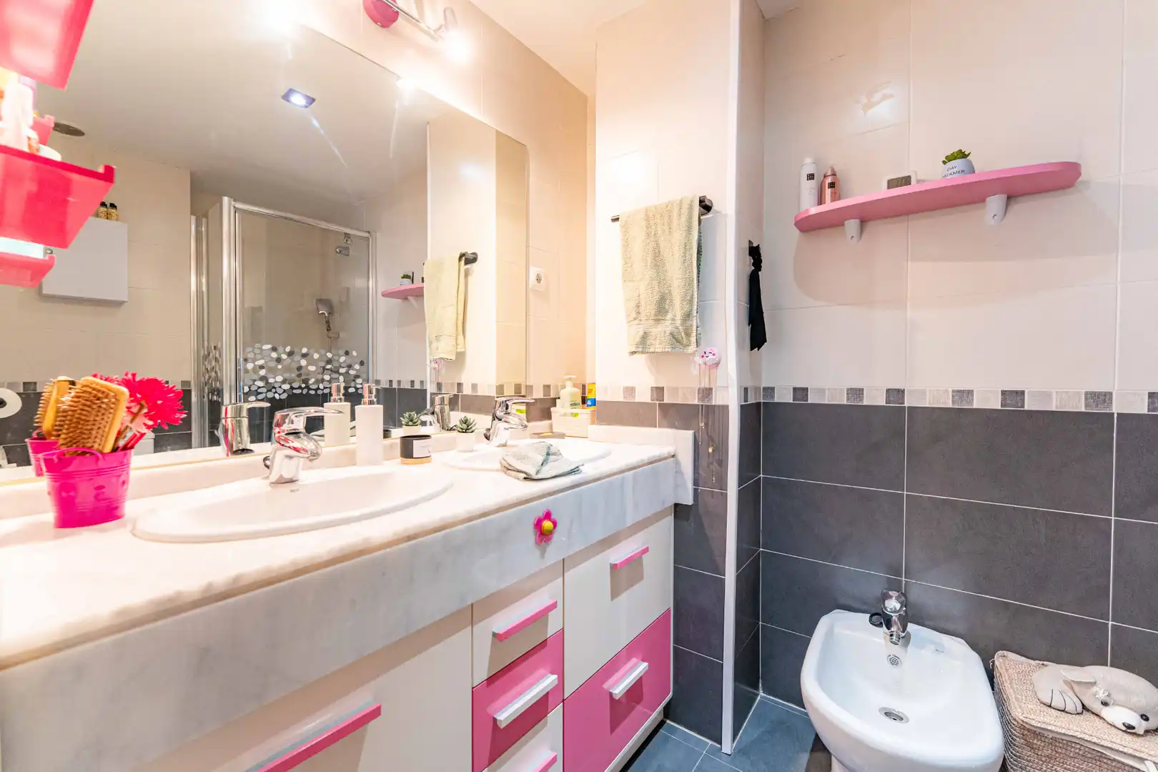 Badezimmer von Dachboden zum Verkauf in Arroyomolinos (Madrid) mit Heizung, Parkett und Terrasse