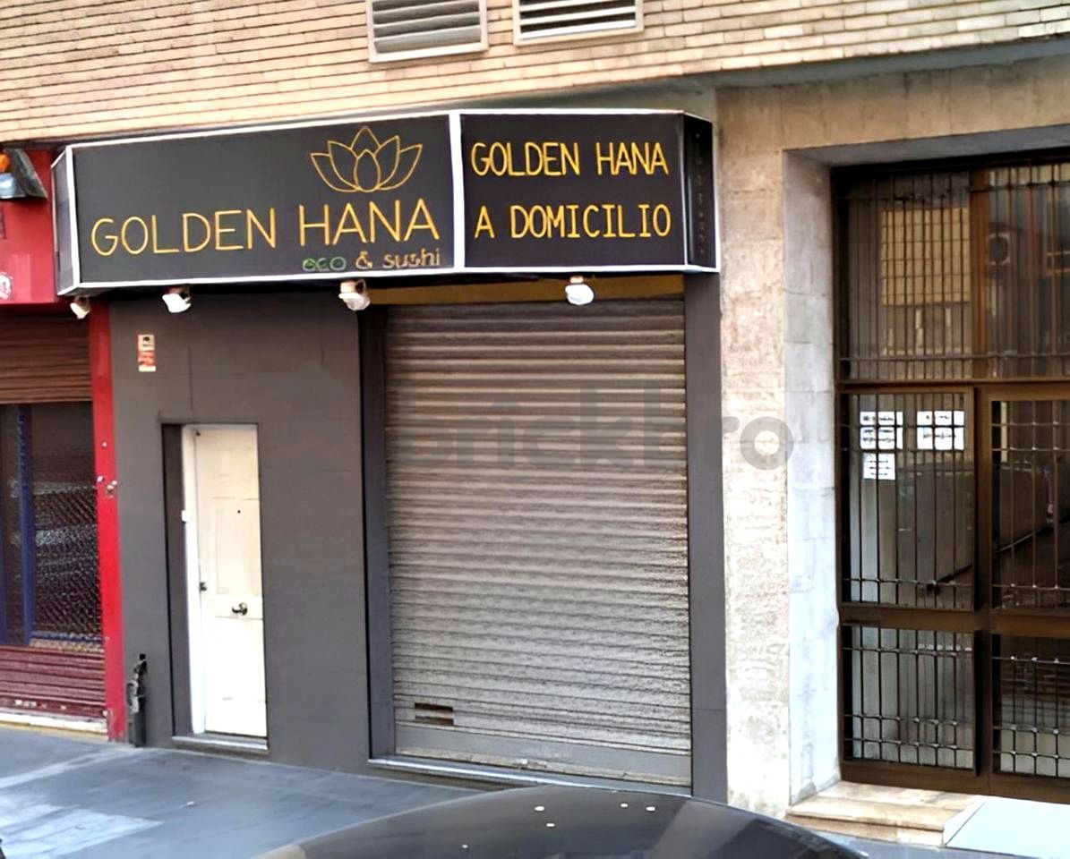 Premises to rent in  Valencia Capital  with Air Conditioner