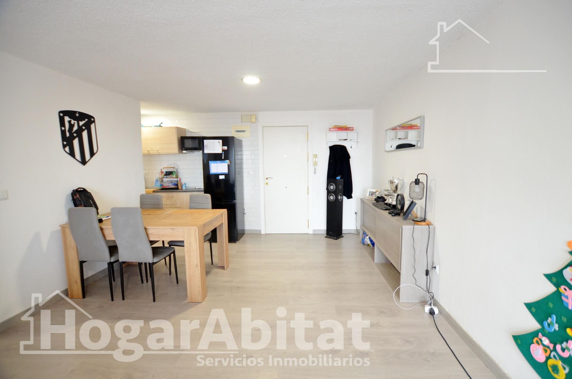 Sala de estar de Piso en venta en Alicante / Alacant con Jardín privado