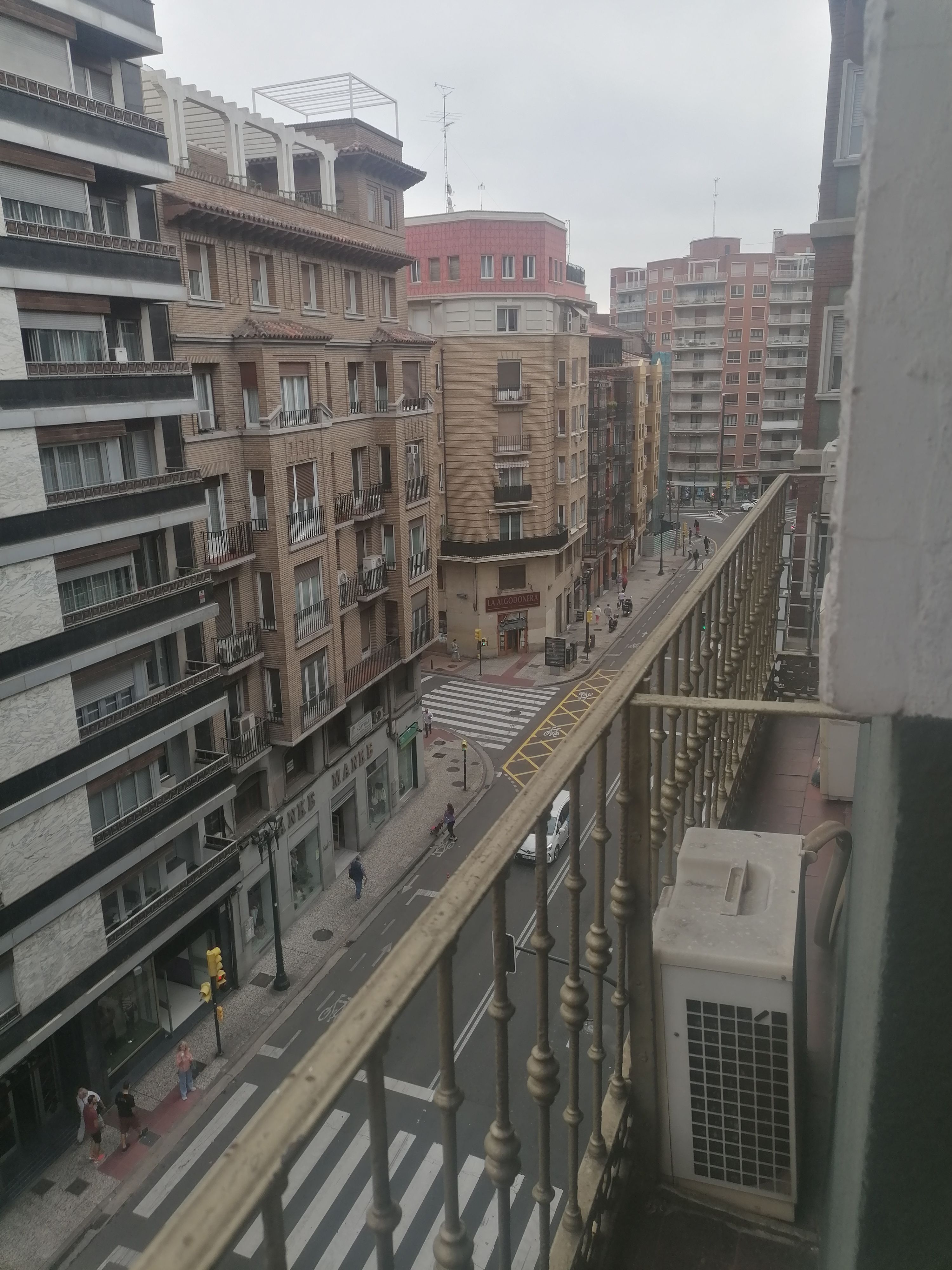 Exterior view of Flat for sale in  Zaragoza Capital  with Heating and Balcony