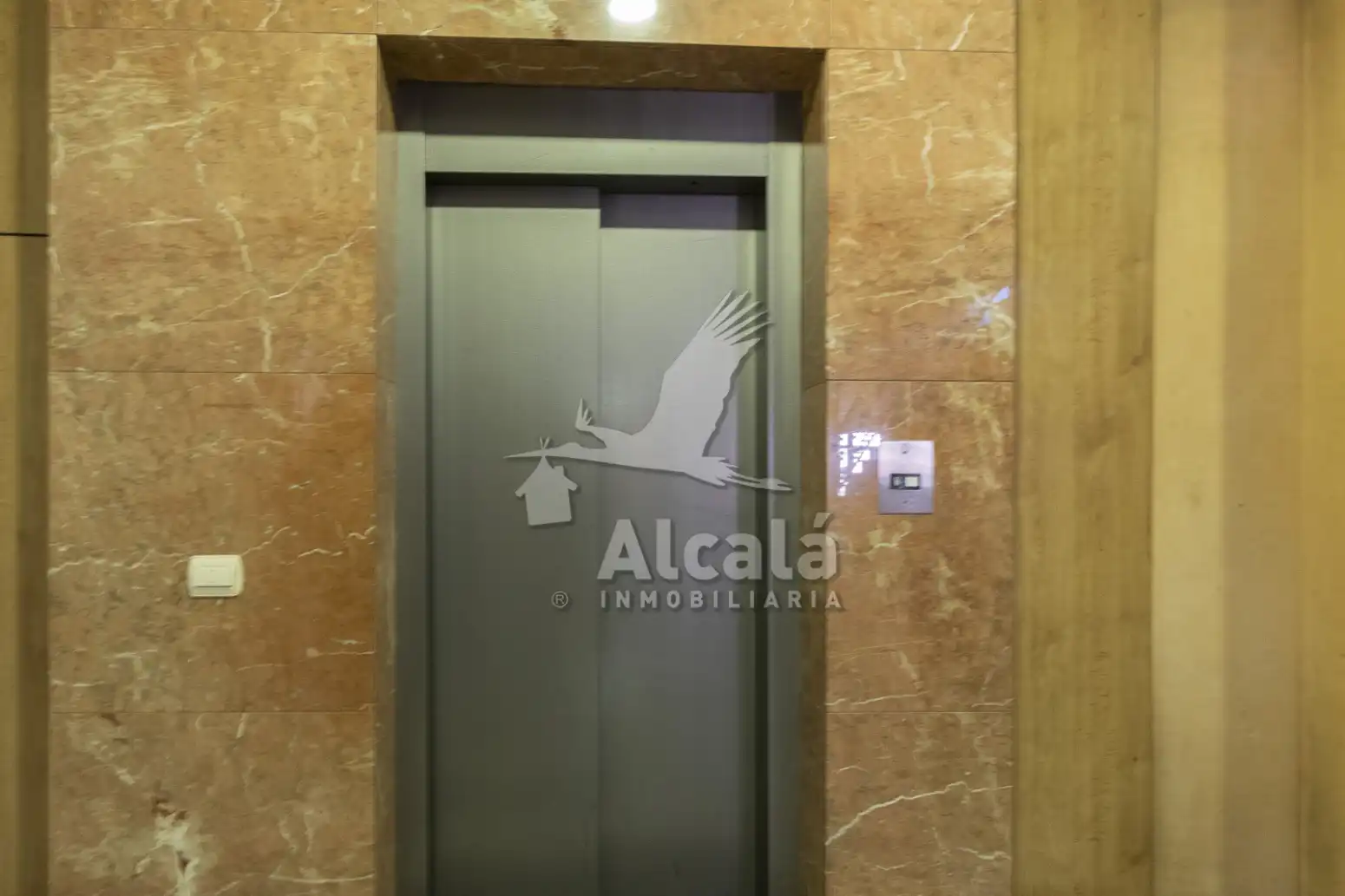 Flat for sale in Alcalá de Henares  with Air Conditioner, Heating and Private garden