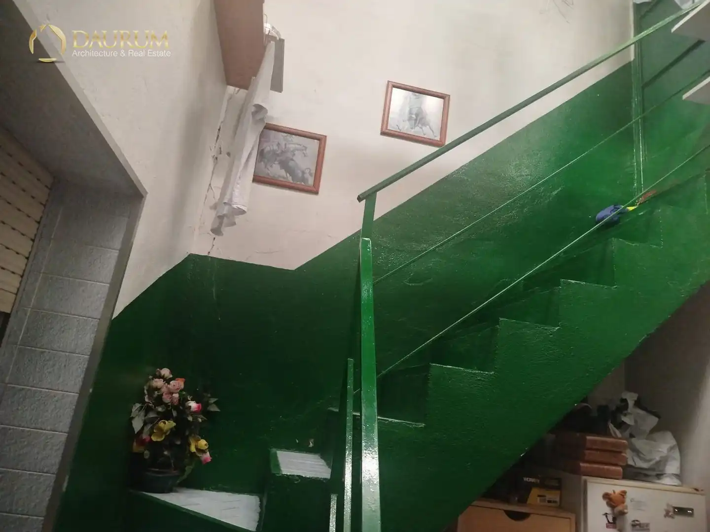 Houses for sale in Coslada  with Heating, Terrace and Furnished