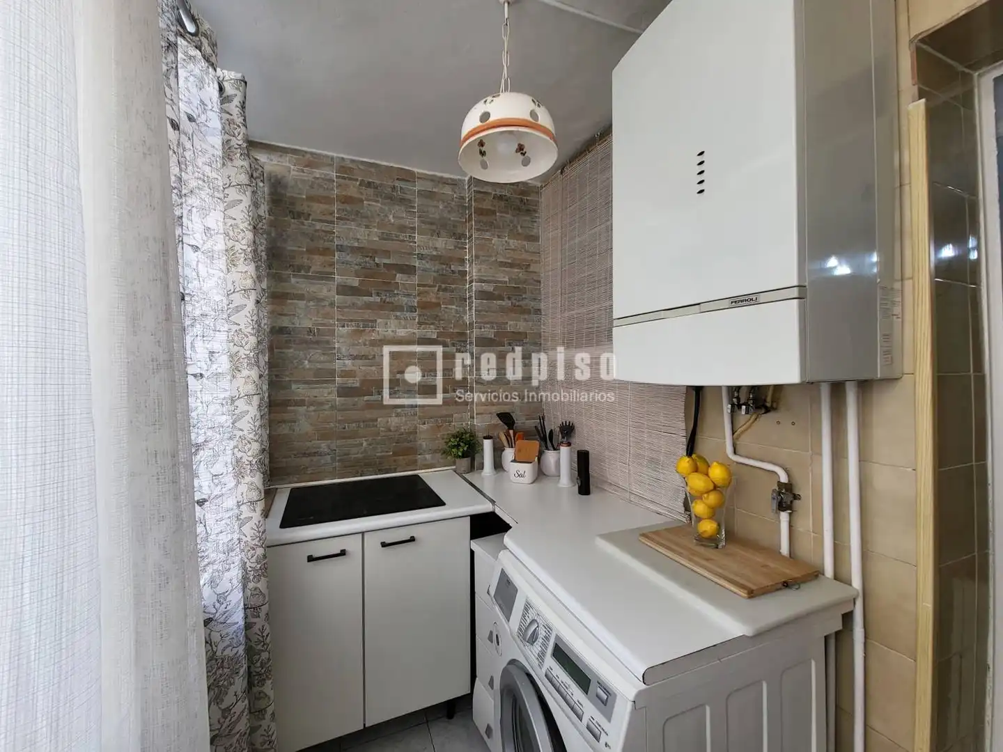 Cocina de Piso en venta en Valdemoro con Aire acondicionado, Calefacción y Jardín privado