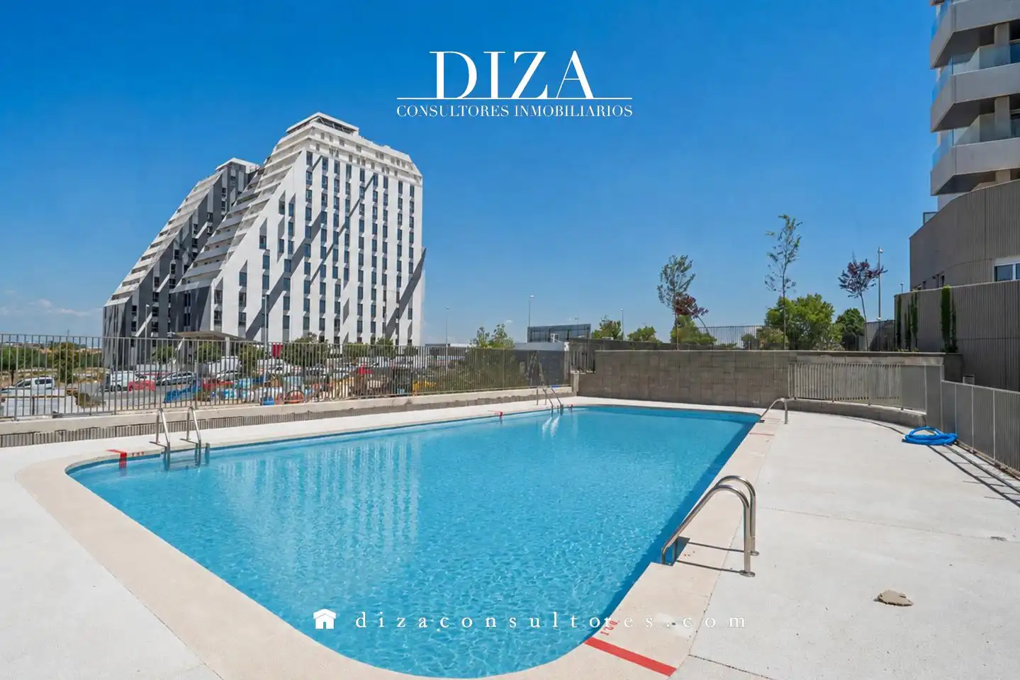 Vista exterior de Piso de alquiler en Madrid con Aire acondicionado, Calefacción y Terraza