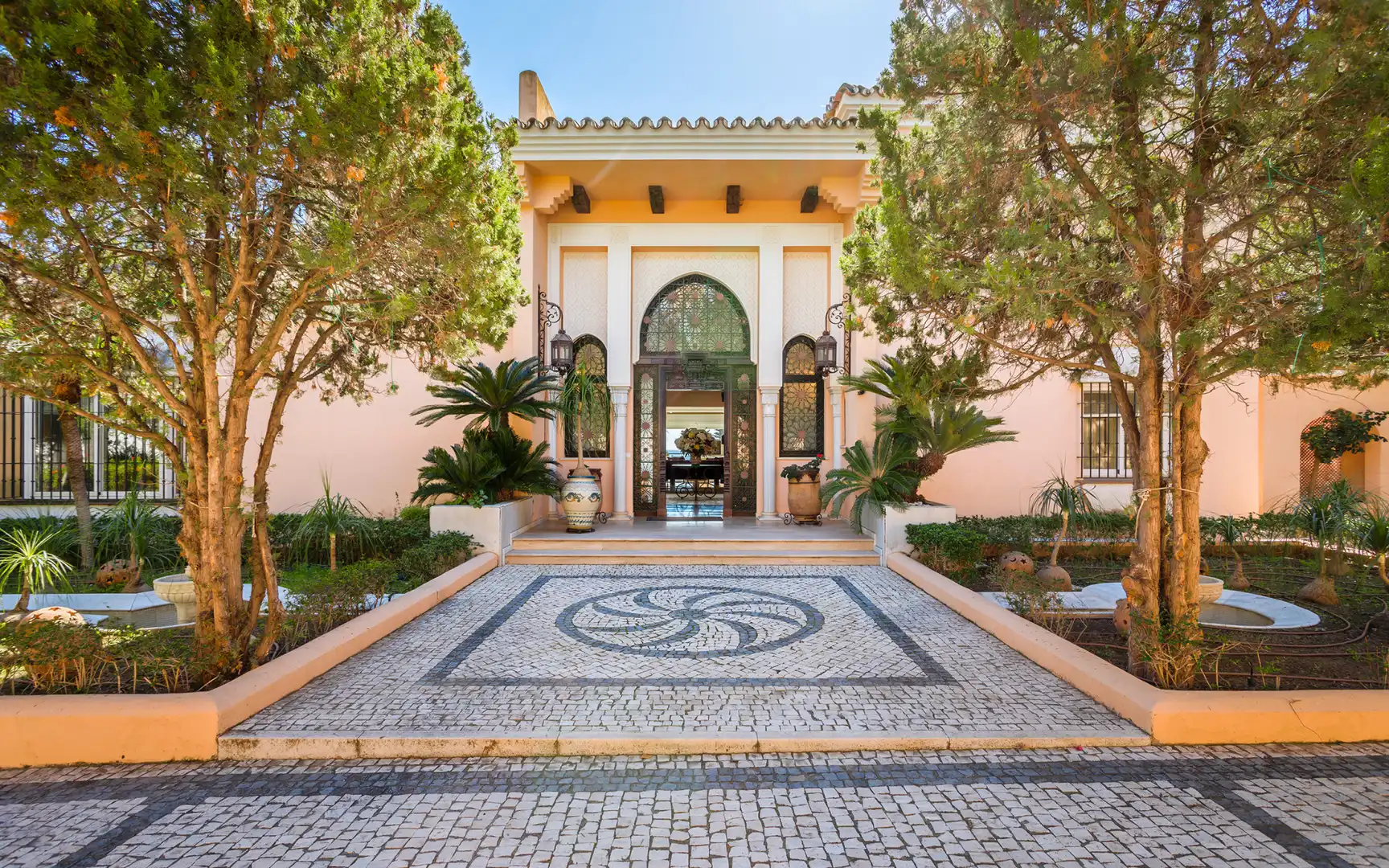 Casa amb piscina en venda a Selwo, imagen 2
