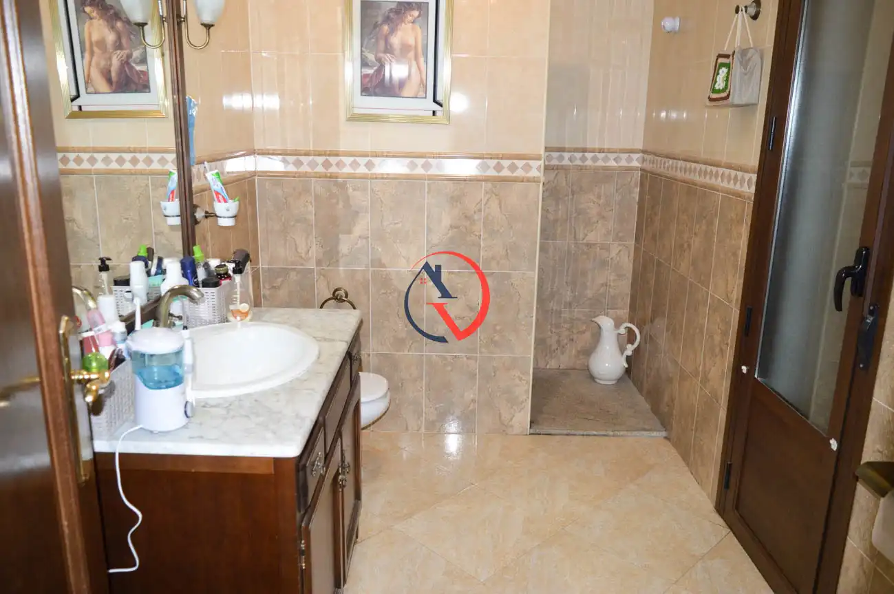 Badezimmer von Haus oder Chalet zum Verkauf in Ribera del Fresno mit Klimaanlage, Terrasse und Möbliert