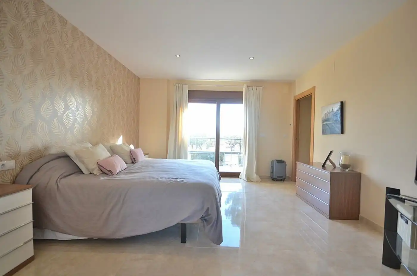 Habitación de Casa o chalet de alquiler en Albacete con Calefacción, Jardín privado y Trastero