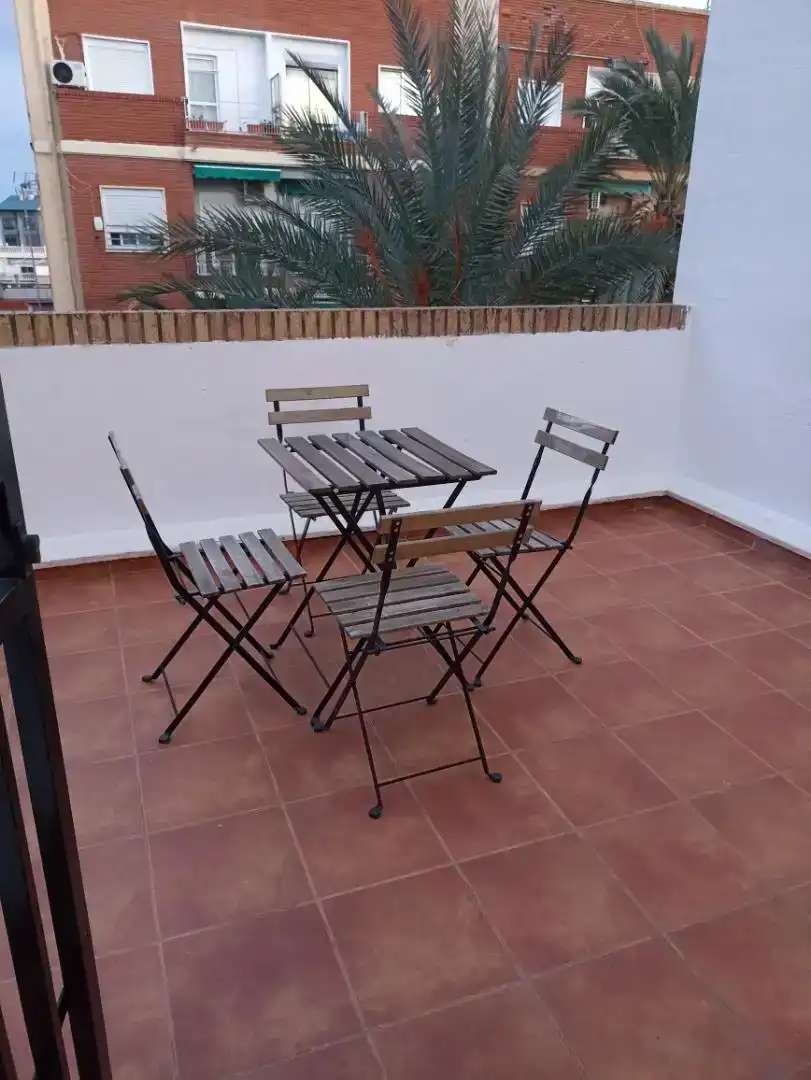 Terrasse von Maisonette zur Miete in Valencia mit Klimaanlage, Abstellraum und Möbliert