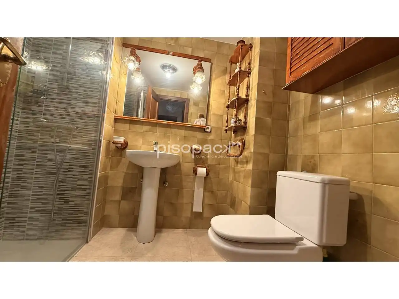 Bathroom of Flat for sale in  Pamplona / Iruña  with Heating, Terrace and Storage room