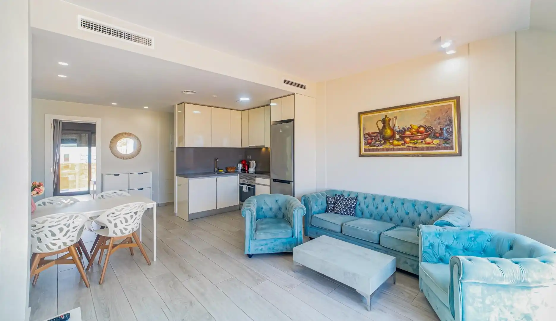 Sala d'estar de Àtic en venda en Finestrat amb Aire condicionat, Calefacció i Jardí privat