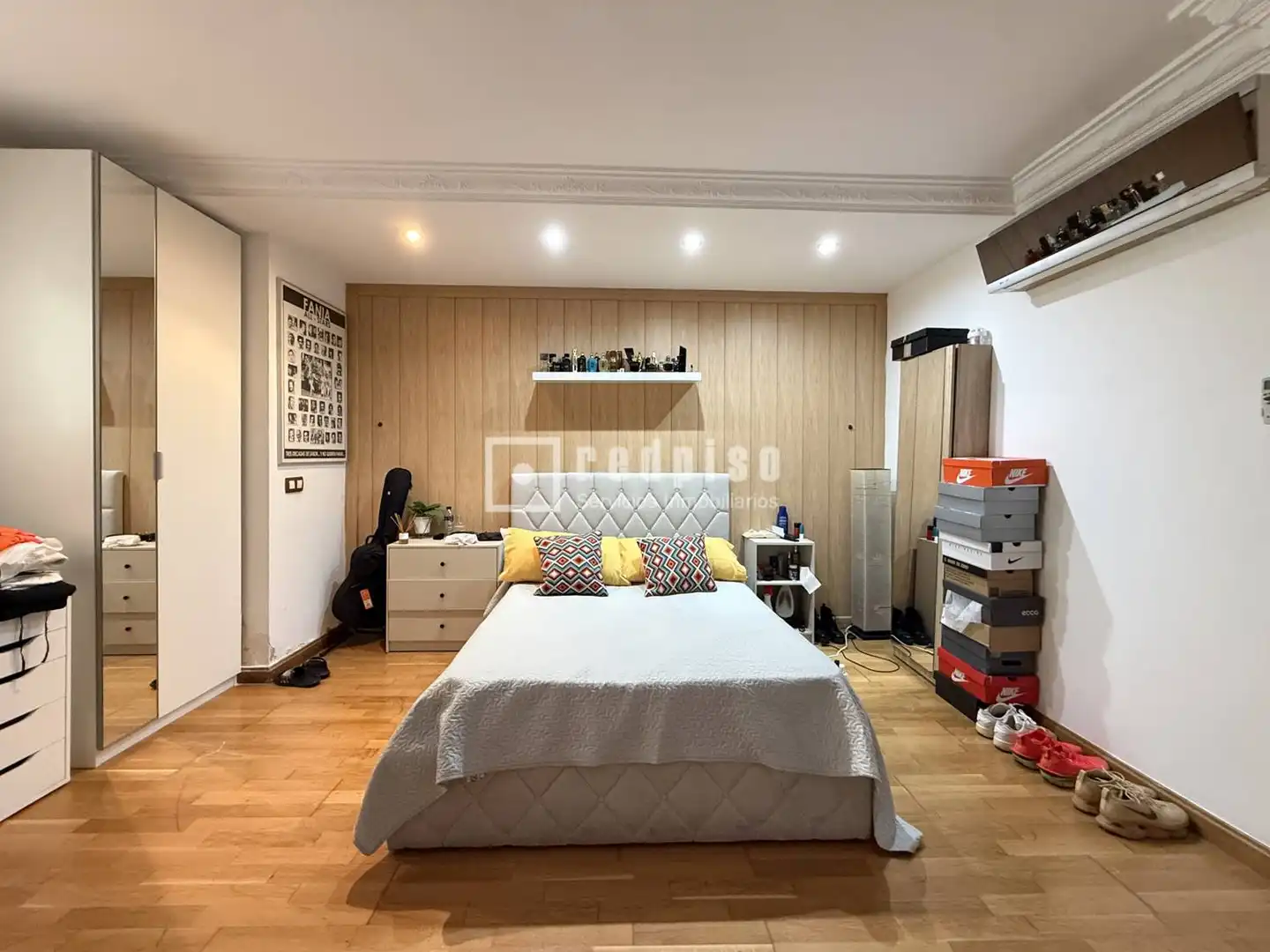 Dormitori de Casa o xalet en venda en Alhaurín de la Torre amb Aire condicionat, Jardí privat i Terrassa