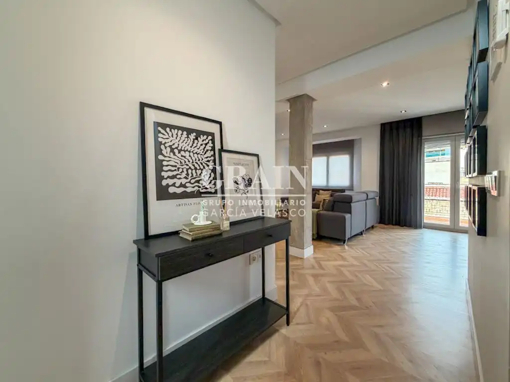Dachboden zur Miete in Albacete mit Heizung, Terrasse und Balkon