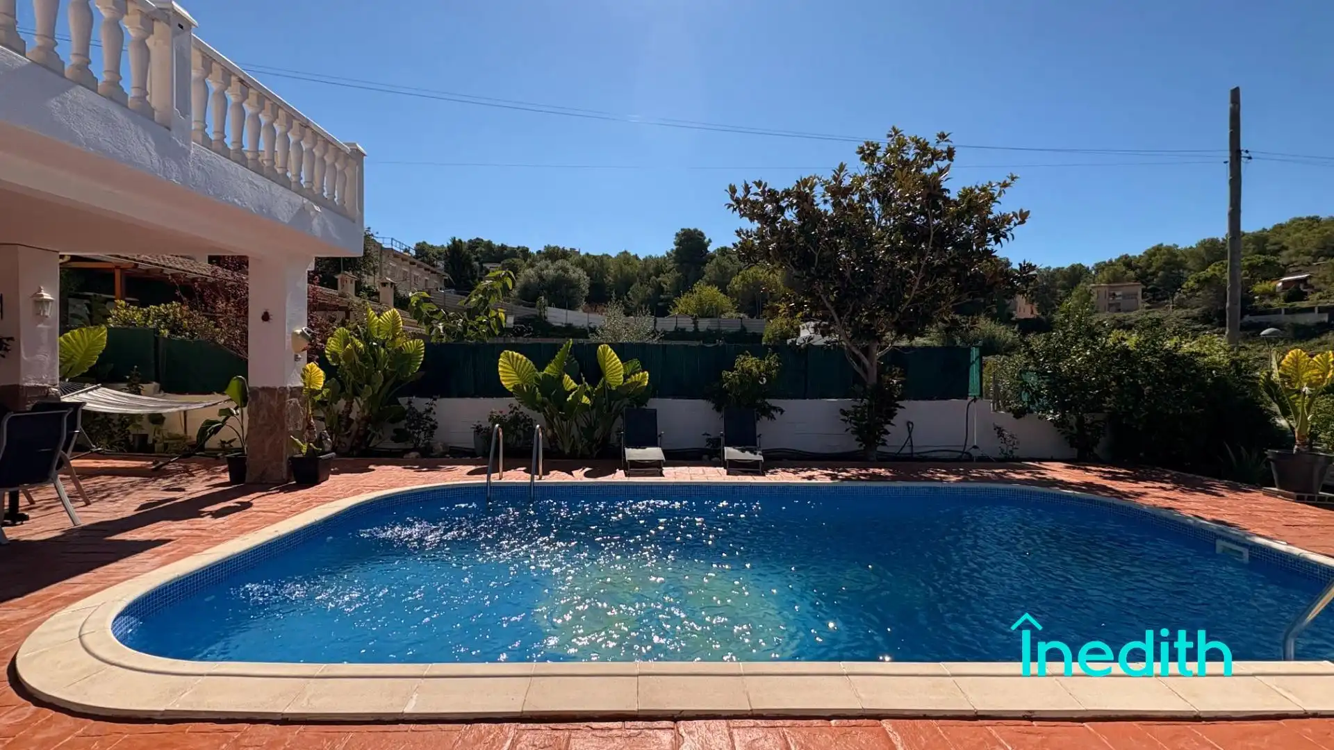 Piscina de Casa o xalet en venda en Cunit amb Aire condicionat, Calefacció i Jardí privat