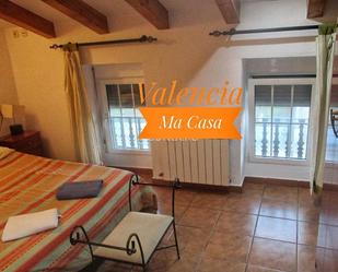 Bedroom of Duplex to rent in  Valencia Capital  with Air Conditioner, Terrace and Balcony
