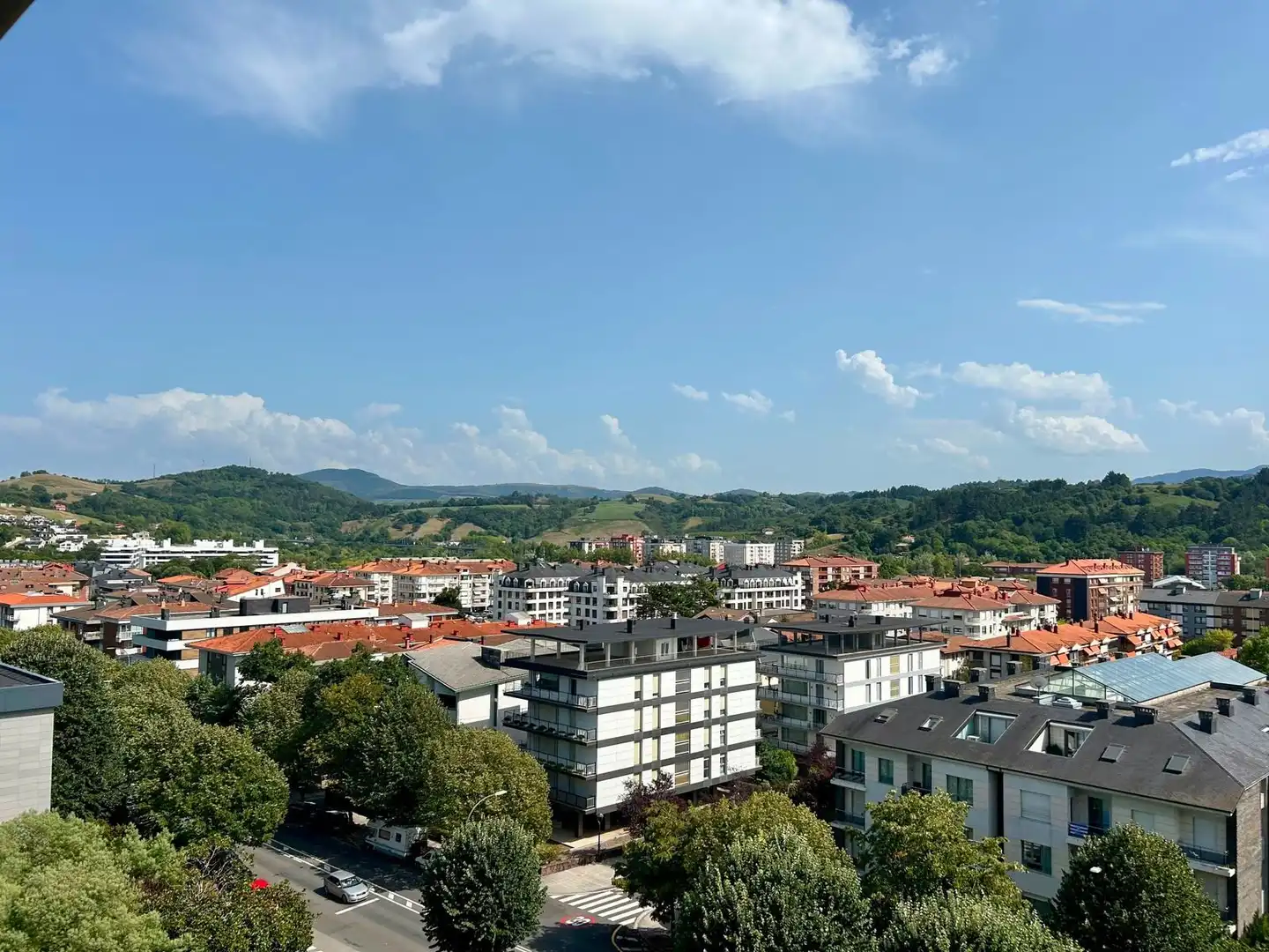 Vista exterior de Estudi en venda en Zarautz amb Piscina comunitària