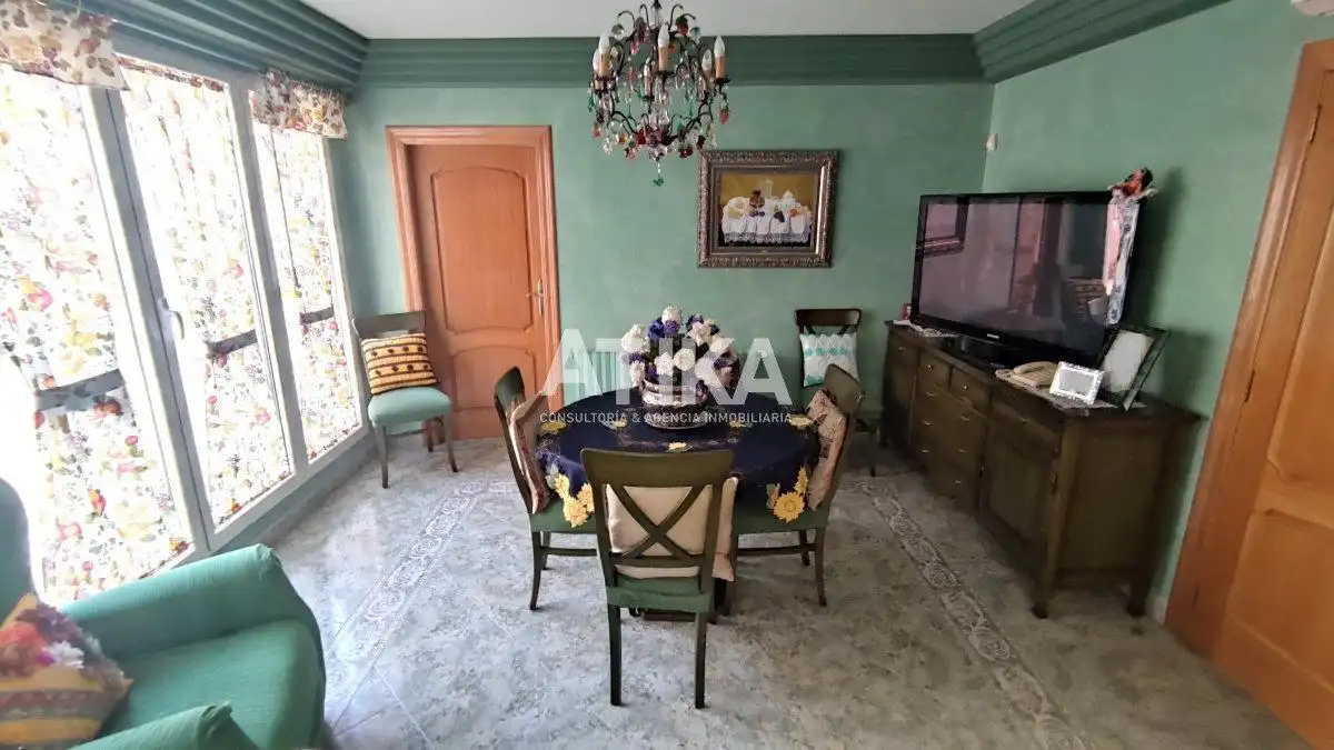 Menjador de Casa adosada en venda en Albaida amb Aire condicionat, Calefacció i Terrassa
