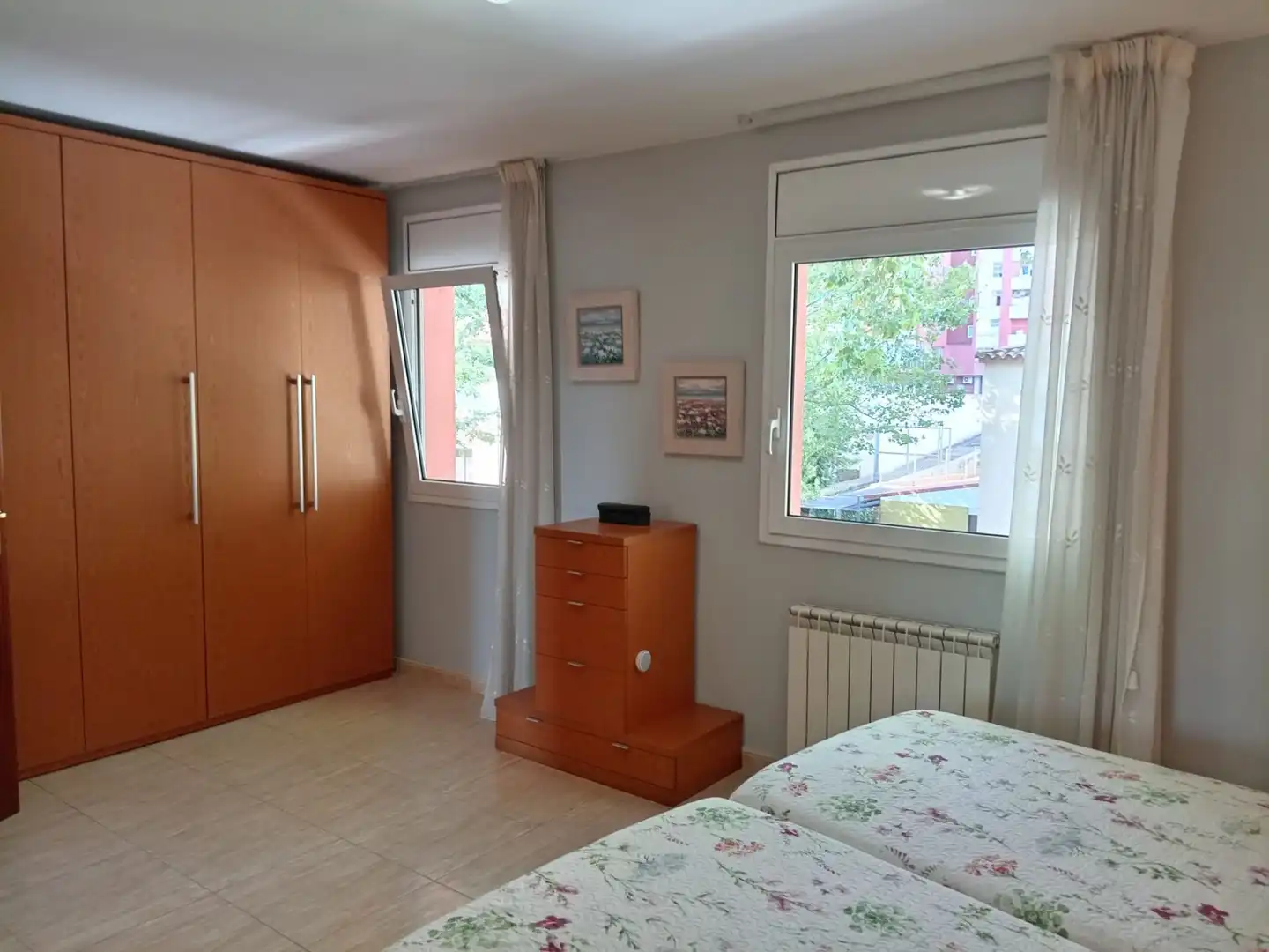 Habitación de Casa o chalet en venta en Eixample - Horta Capallera