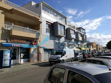 Individual for sale in El Toyo