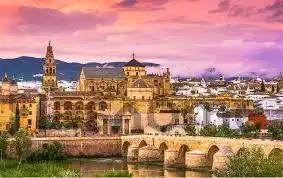 Außenansicht von Gebäude zur Miete in Córdoba