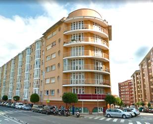 Exterior view of Attic for sale in Castro-Urdiales  with Heating, Parquet flooring and Furnished