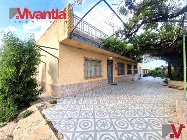 Casa-chalet en Venta en Tercia