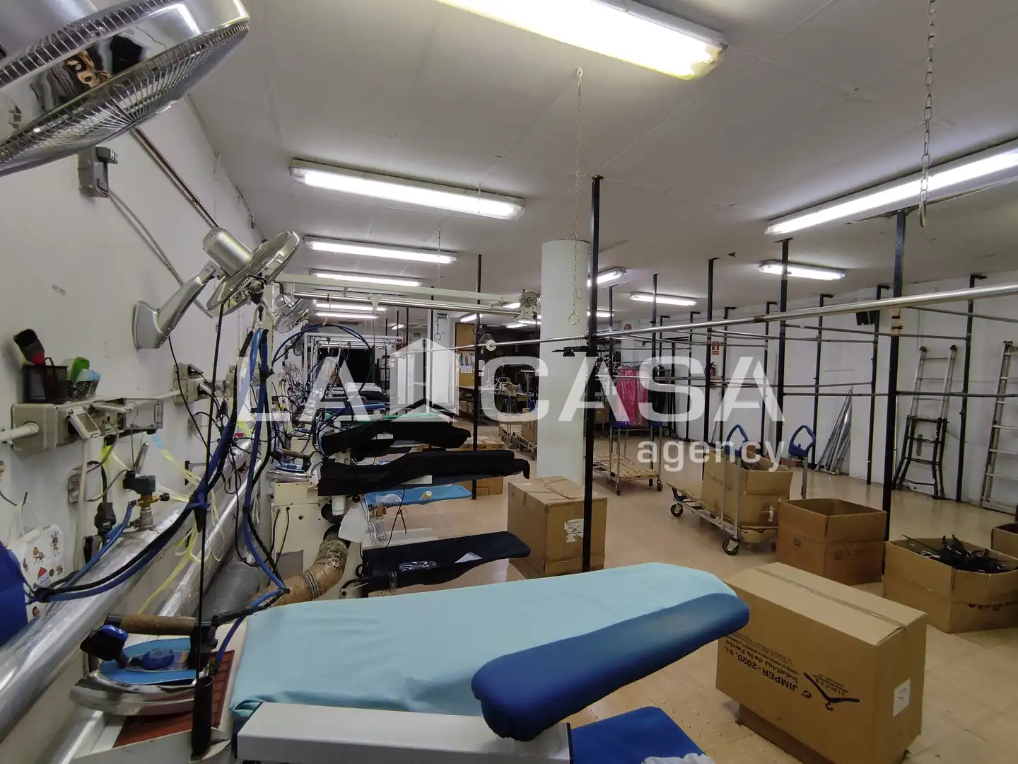 Local comercial en venda a Carrer de Calaf, imagen 35