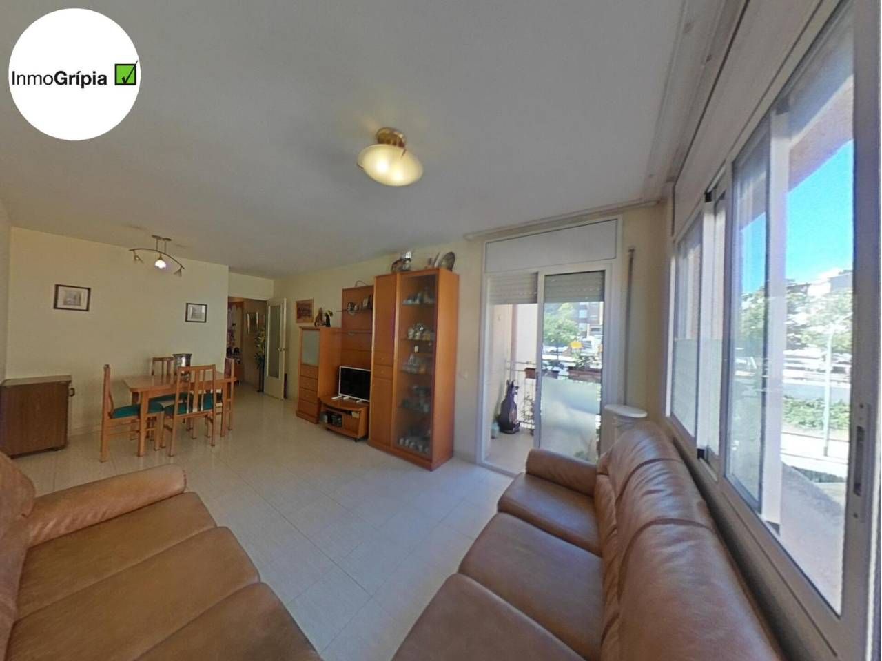 Sala de estar de Piso en venta en Terrassa con Aire acondicionado, Calefacción y Trastero
