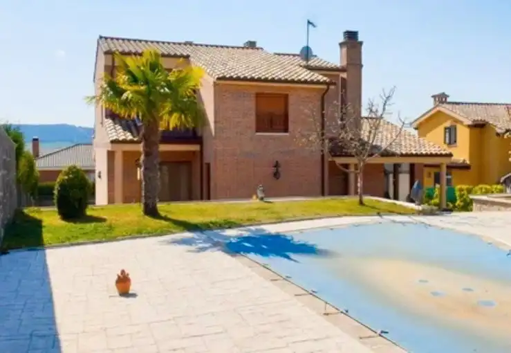 Vista exterior de Casa o chalet en venta en Villalobón con Calefacción, Jardín privado y Terraza