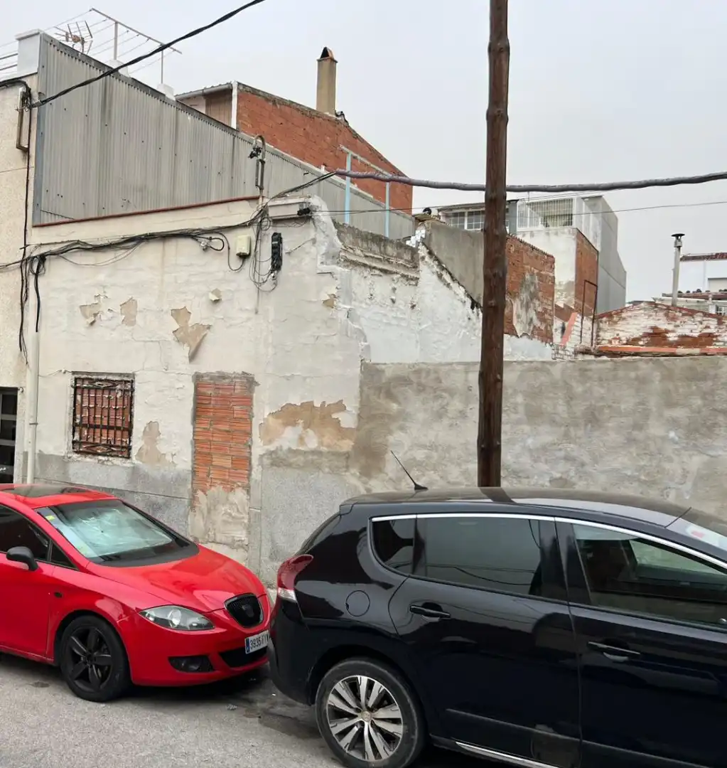 Residential land for sale in Carrer del Bages 11, imagen 3