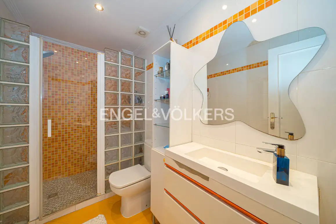 Terrassa de Apartament en venda en Benidorm amb Aire condicionat i Piscina comunitària