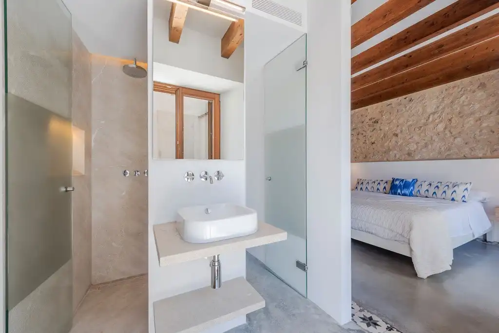Bathroom of Country homes for sale in Pollença  with Air Conditioner, Heating and Private garden