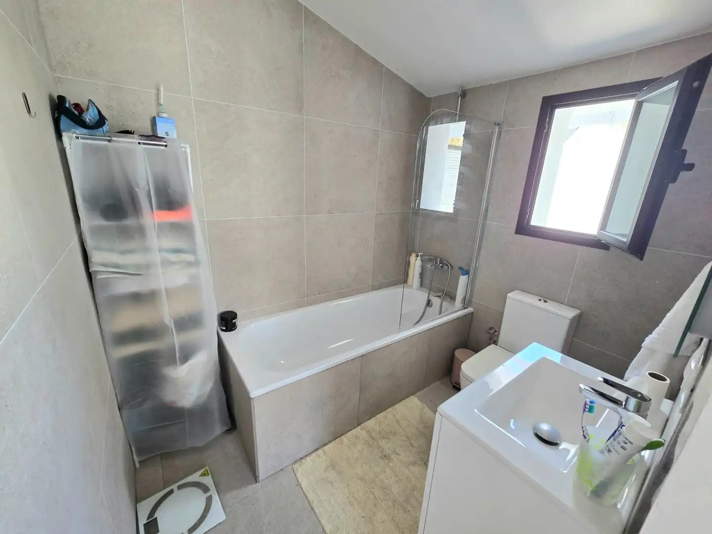 Bany de Casa o xalet en venda en Alhaurín El Grande amb Terrassa i Balcó