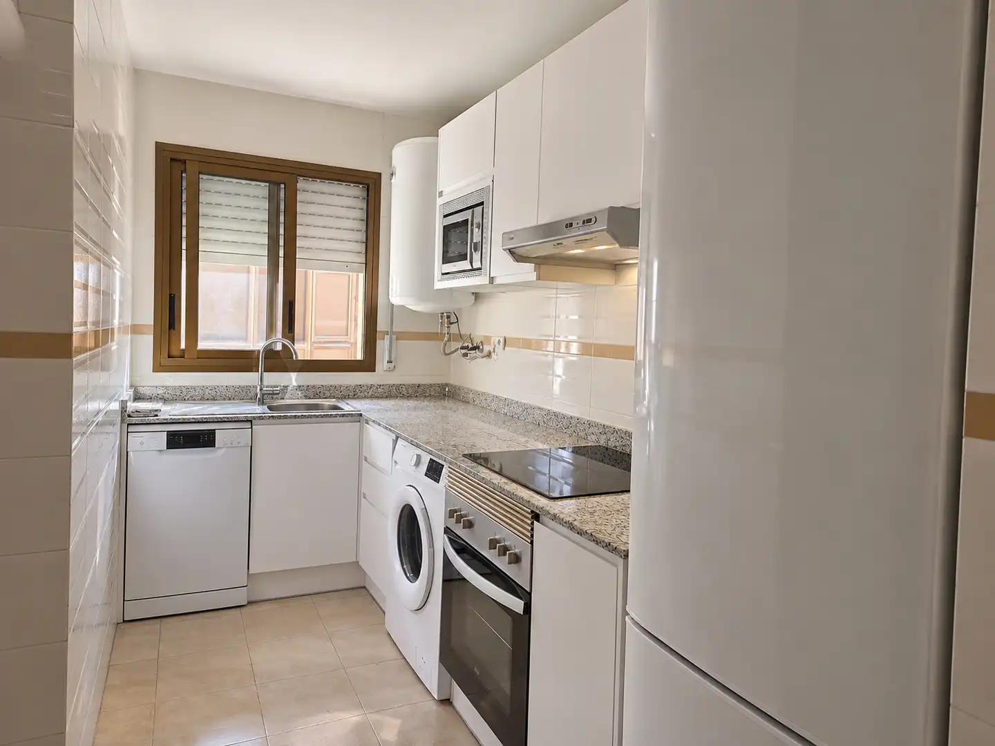 Kitchen of Flat for sale in Port - Horta de Santa María