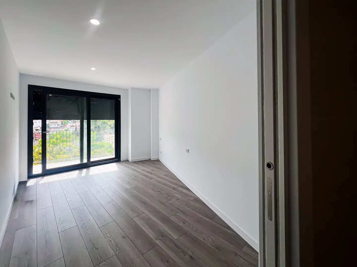 Bajo de obra nueva con ascensor en venta en Carrer Major 490, imagen 8