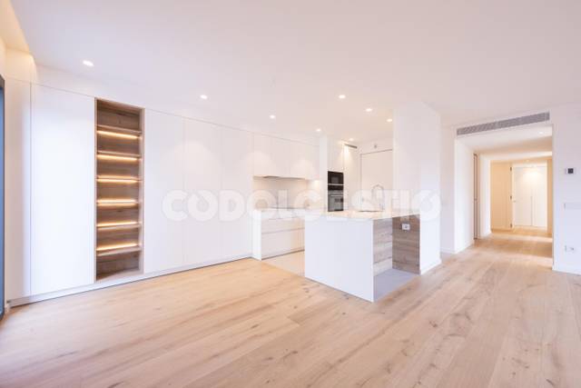 Piso en Venta en Mossèn Gudiol en Centre