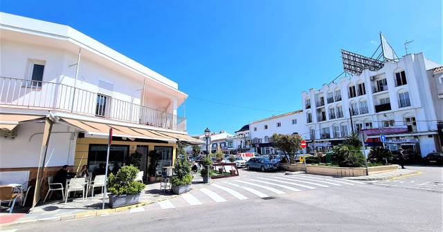 Local comercial en Alquiler en San Enrique - Guadiaro -  Pueblo Nuevo